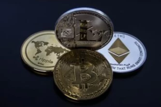 2025年怎么买比特币？一个比特币现在值多少钱？
